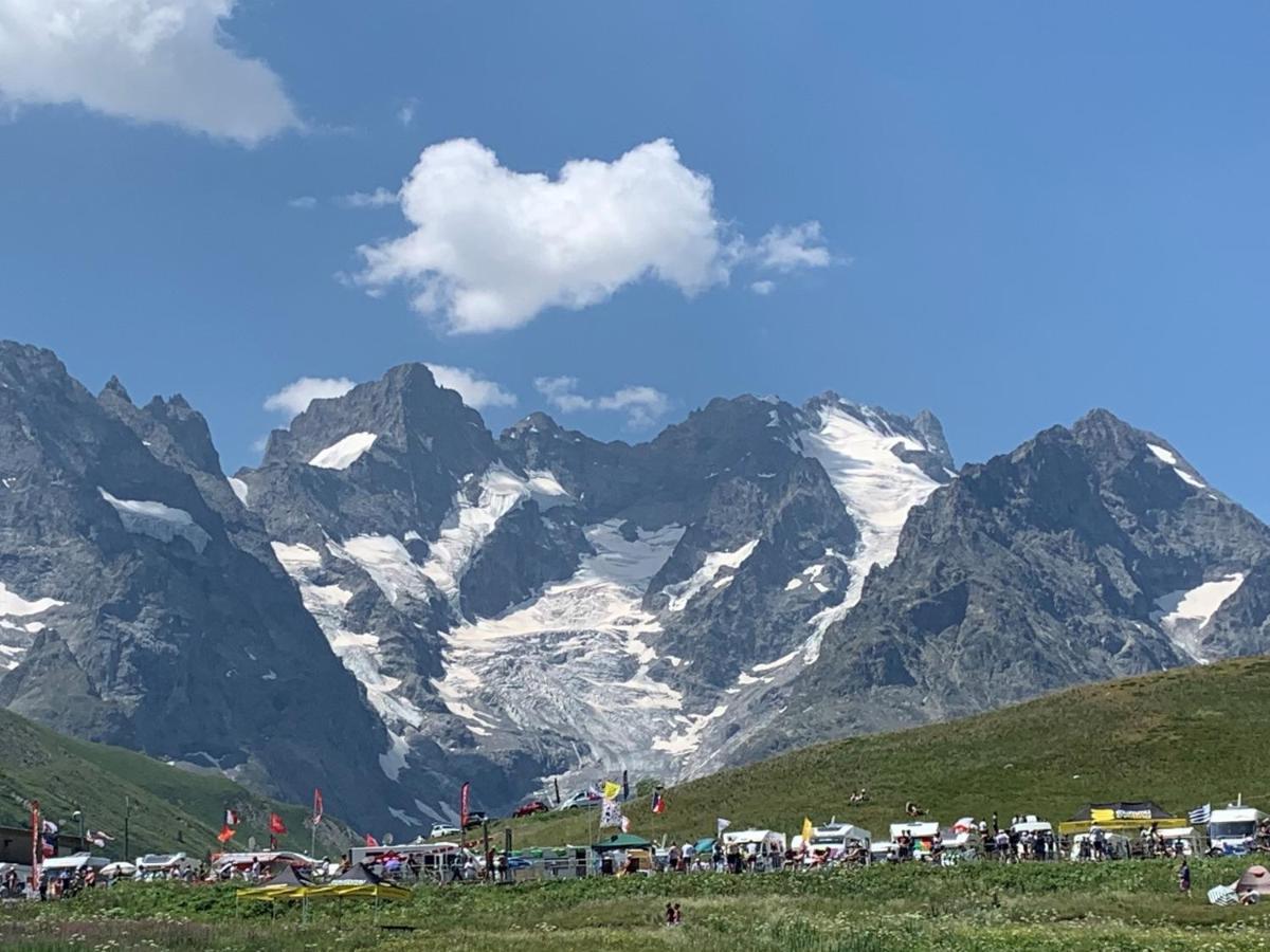 Vaujanylocations - Le Jardin Alpin Villa Buitenkant foto